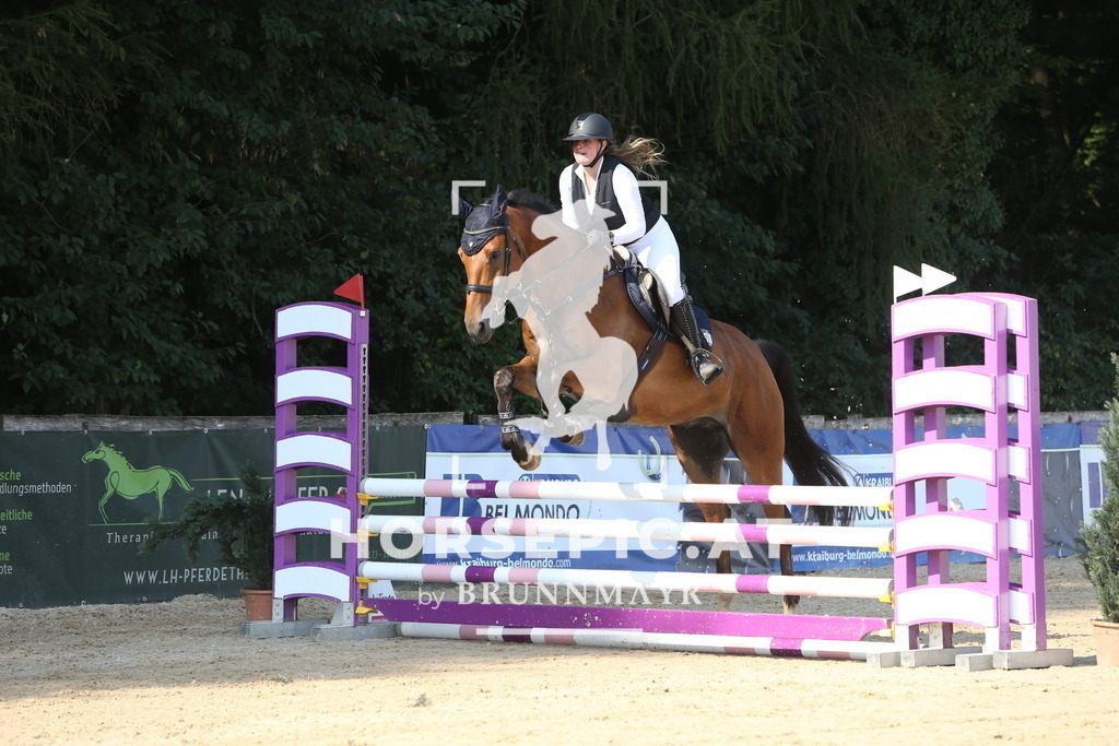 DL2Q0370 | Willkommen bei Brunnmayr - Design & Fotografie – Ihrem Spezialisten für Reitturniere und Pferdeveranstaltungen in Oberösterreich, Salzburg und Bayern! Seit über 17 Jahren sind wir leidenschaftlich dabei.