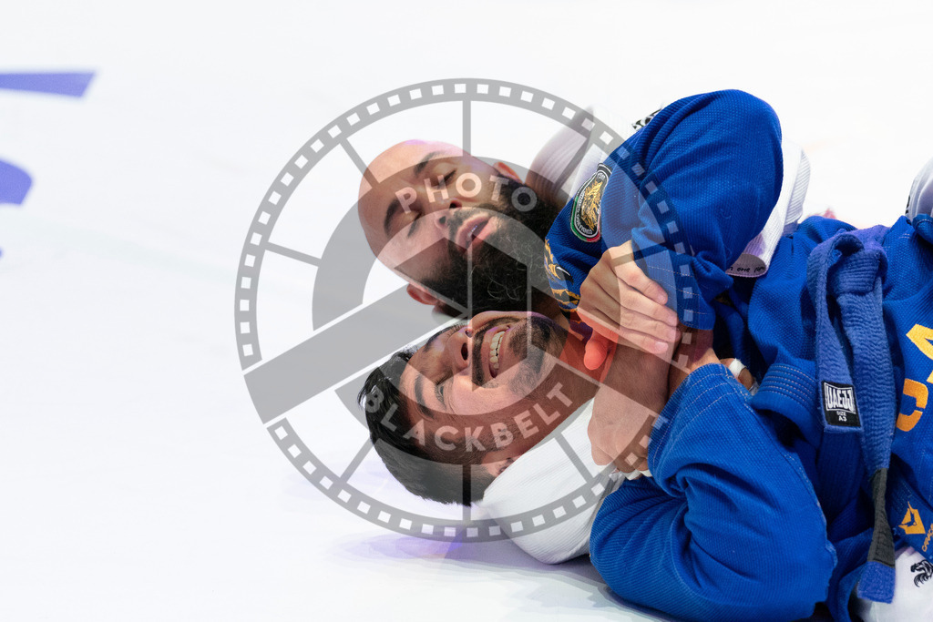 20231106PBB1899 | Fighters compete during the AJP World Master Championship in the Mubadala Arena in Abu Dhabi, Arab United Emirates, on November 6, 2023.