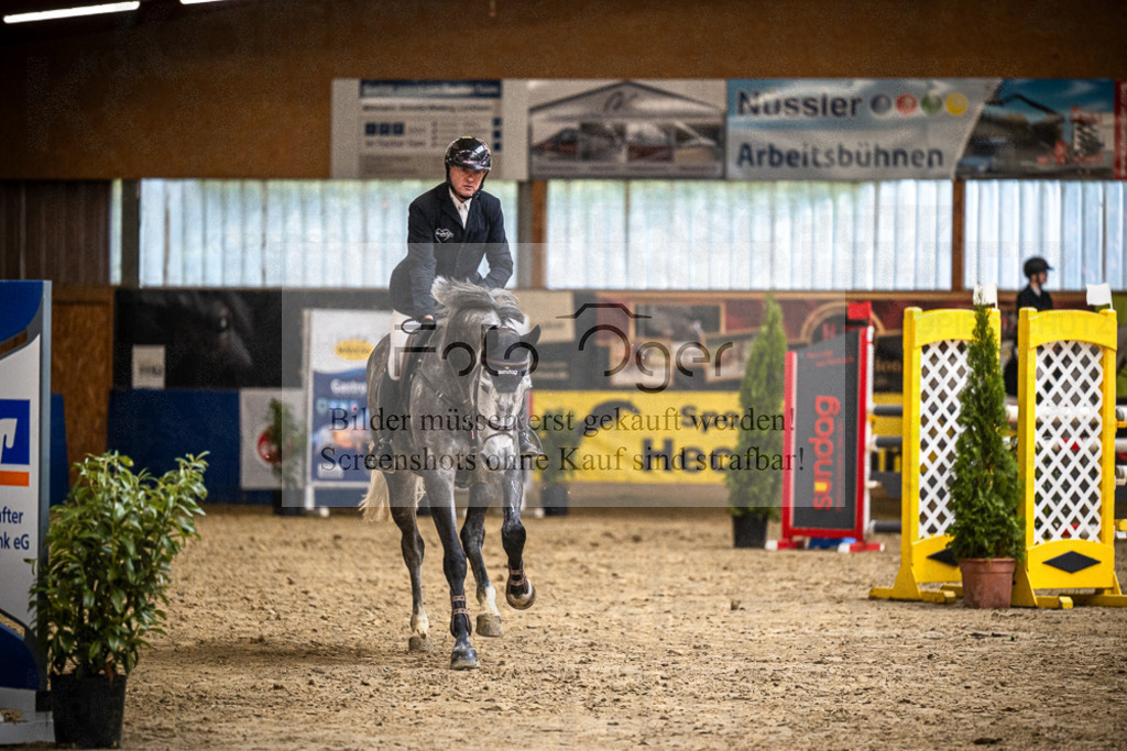 DOS_0624 | Entdecke hochwertige Reitturnierfotos von Foto Oger. Professionell, emotional und authentisch – jetzt Lieblingsmomente im Shop bestellen.Deutschlandweite Turnierfotografie. - Realisiert mit Pictrs.com