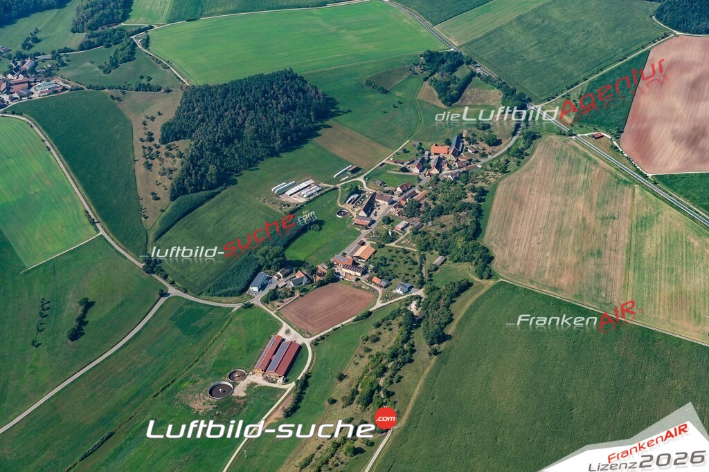 aktuelles Luftbild von Hainklingen   - Luftaufnahme wurde 2019 von https://frankenair.de mittels Flugzeug (keine Drohne) erstellt.