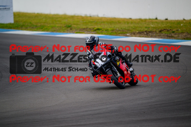 MaZZes_Fotomatrix_20250421_6007705_2957 | GELB