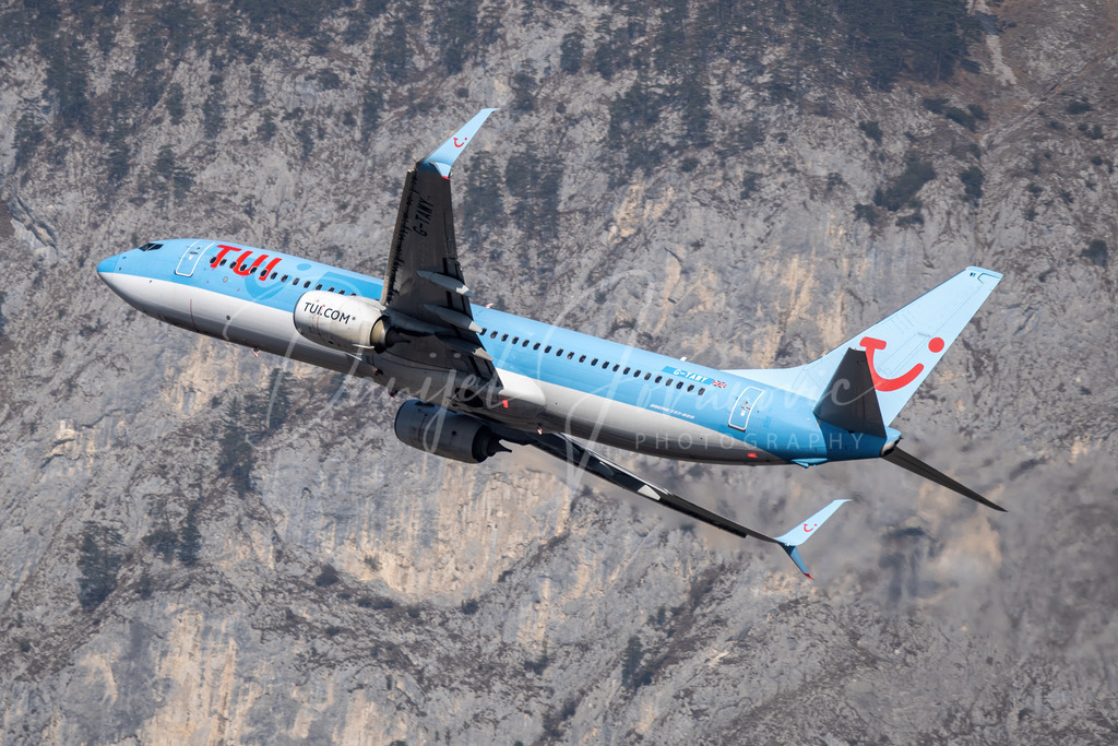 TuiFly | TuiFly Boeing 737 beim Abflug aus Innsbruck