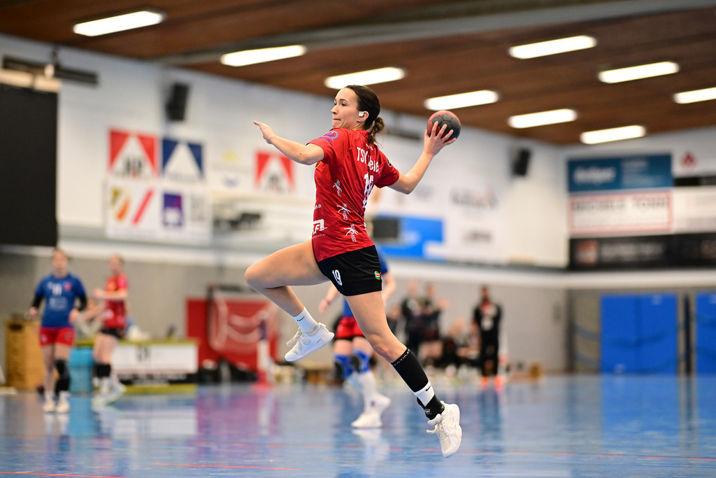 Handball I Frauen I Saison 2024-2025 I Oberliga I 13. Spieltag I TSV Ellerbek - Ahrensburger TSV | Der Sportfotograf. - Realisiert mit Pictrs.com