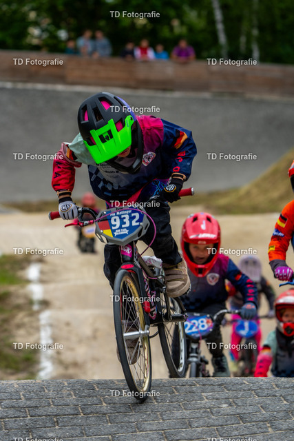 BayBMX2026-06163 | Fotogalerie von Thomas Dettweiler mit Eventbildern und lizenzfreien Fotos. Perfekt als Wandbild, für Büro, Website oder private Nutzung. - Realisiert mit Pictrs.com