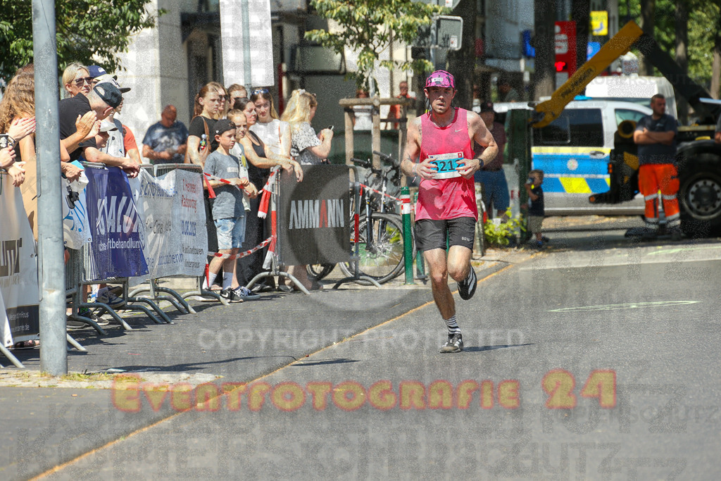 250621_1140_EX1_3752 | Sportfotografie im Rhein-Sieg Kreis, Köln, Bonn, NRW, Rheinland Pfalz, Hessen, etc. Unser Tätigkeitsfeld umfasst den Laufsport vom Volkslauf über den Marathon, Duathlon, Triathon bis zum Ultralauf wie Kölnpfad Ultra oder Schindertrail.