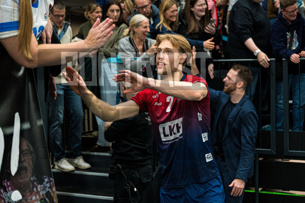 Volleyball I Herren I Saison 2025/2026 I Bundesliga I 10. Spieltag I SVG Lüneburg - WWK Volleys Herrsching | CONTRAST ZERØ MEDIA - Realisiert mit Pictrs.com
