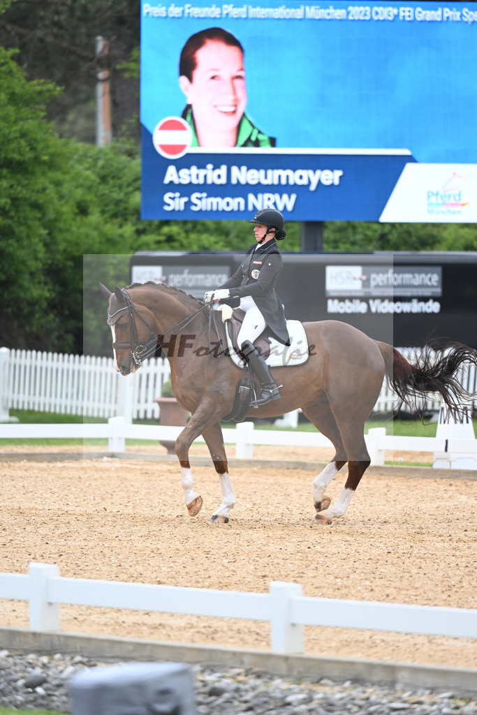 Neumayer_Sir Simon NRW_11232374 | hf-fotografie - Realisiert mit Pictrs.com