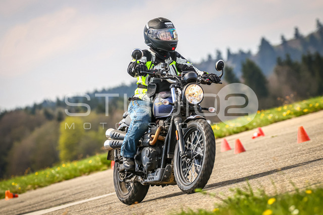 0011-260419_NOE-018_11 | Deine Full-Service-Agentur für ✔️Videoproduktionen und ✔️Motorsportfotografie Jetzt Angebot anfragen!