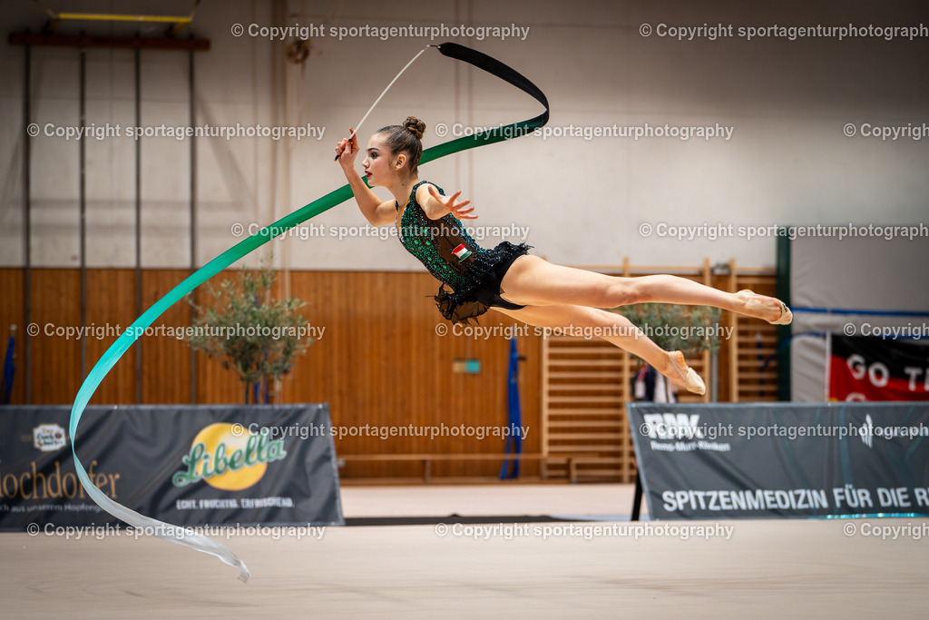 Z7A_3390 | HUN Berta Julia Nemeth Gymnastik International 2026 in der Sporthalle Schmiden in Fellbach (Deutschland).Foto: Klaus Gruber / sportagenturphotography - Realisiert mit Pictrs.com
