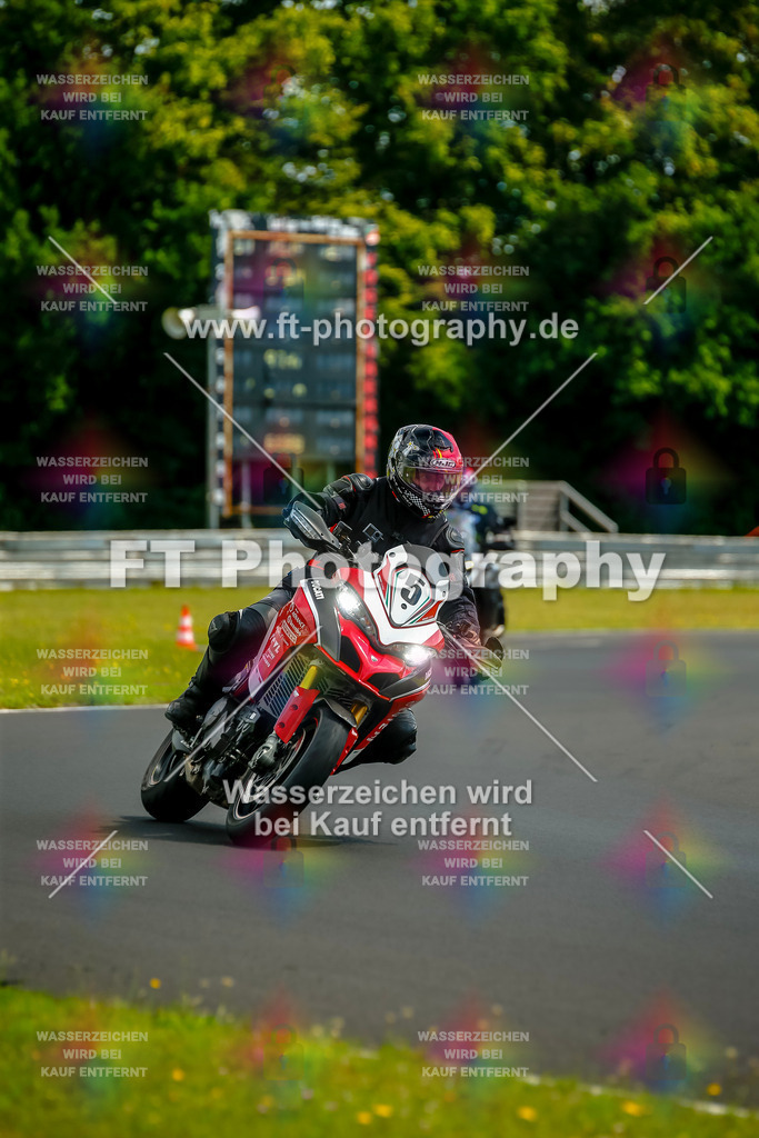 VBK-4788 | Hier findet Ihr Bilder von Touristenfahrten auf der Nürburgring Nordschleife oder von anderen Veranstaltungen die ich besucht habe. Viel Spass beim Durch Schauen 