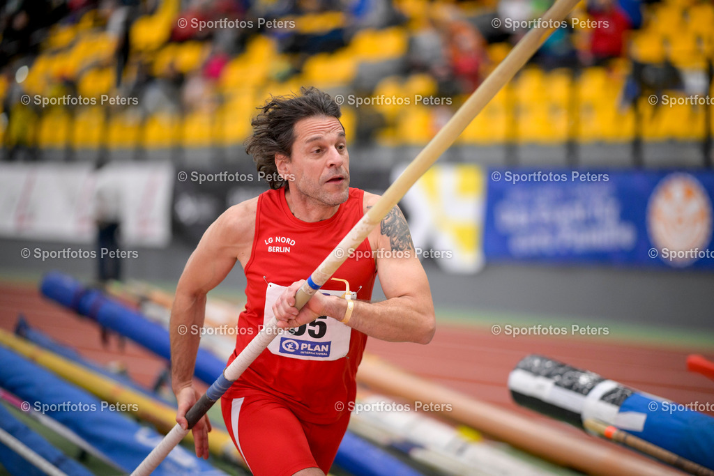 Deutsche Hallenmeisterschaften Masters - Sonntag_21 | Deutsche Meisterschaften Halle Masters am 03.03.2024 in Dortmund 

Foto: Kai Peters - Realisiert mit Pictrs.com