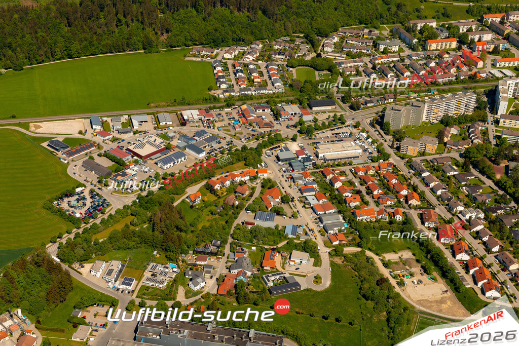 Das Luftbild zeigt :  Kaufbeuren - Die Luftaufnahme wurde 2024 vom UL-Flugzeug aus erstellt ( keine Drohne ) - Hochauflösende Luftaufnahme - Für grossformatige Ausdrucke geeignet. Die Geschenkidee !Mit Lizenz und Bildrechte bestellbar