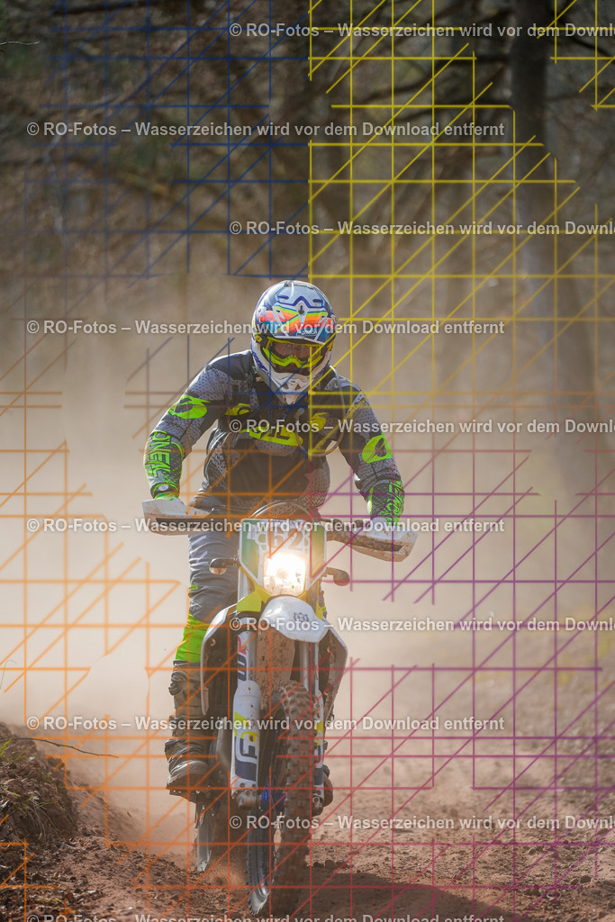 3 Lauf Mernes-1844 | Sportfotografie von RO-Fotos: Motorsport, Motocross, Enduro, Laufveranstaltungen und Triathlon. Professionelle Fotos von Sportlern und Events. - Realisiert mit Pictrs.com