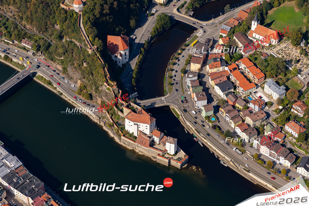 Die Luftbildaufnahme veste-niederhaus - Passau wurde 2020 mittels Flugzeug (keine Drohne) erstellt. Perfekte Schärfe und Druck- Ergebnisse- Garantiert!
