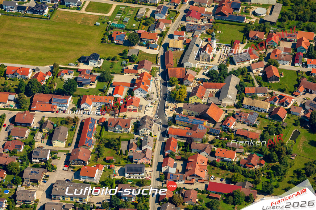 Luftaufnahme Egglfing am Inn Bad Füssing - Die Luftaufnahme wurde 2025 vom UL-Flugzeug heraus erstellt ( keine Drohne ) - Hochauflösende Luftaufnahme - für professionelle Ausdrucke geeignet. Die Geschenkidee !Mit Lizenz und Bildrechte bestellbar