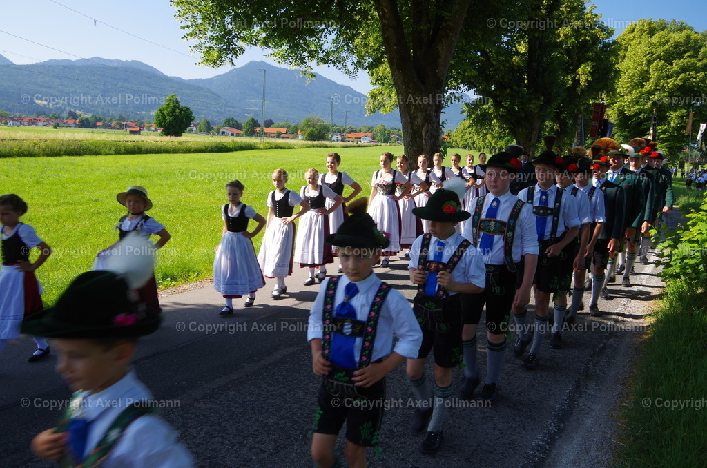 IMGP4878 | fotografiert von Axel PollmannLeonhardi Wallfahrt Benediktbeuern und Murnau, Fronleichnam, Fasching, Landschaft im Loisachtal und Benediktbeuern  - Realisiert mit Pictrs.com