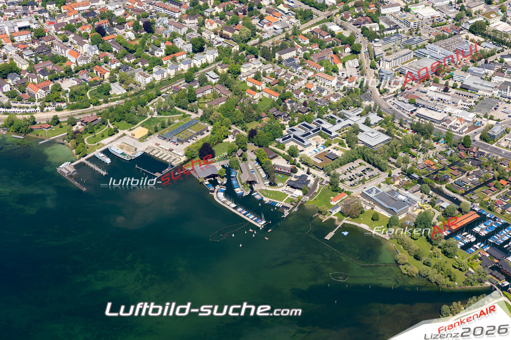 Aktuelles Luftbild von  Starnberg - Die Luftaufnahme wurde 2021 mittels UL-Flugzeug erstellt ( keine Drohne ) - hochauflösende Kamera-Systeme von  Canon -Beste Qualität - Für grossformatige Ausdrucke geeignet. Die Geschenkidee !