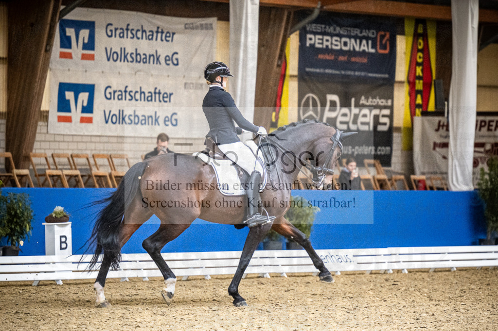 DOS_4506 | Entdecke hochwertige Reitturnierfotos von Foto Oger. Professionell, emotional und authentisch – jetzt Lieblingsmomente im Shop bestellen.Deutschlandweite Turnierfotografie. - Realisiert mit Pictrs.com