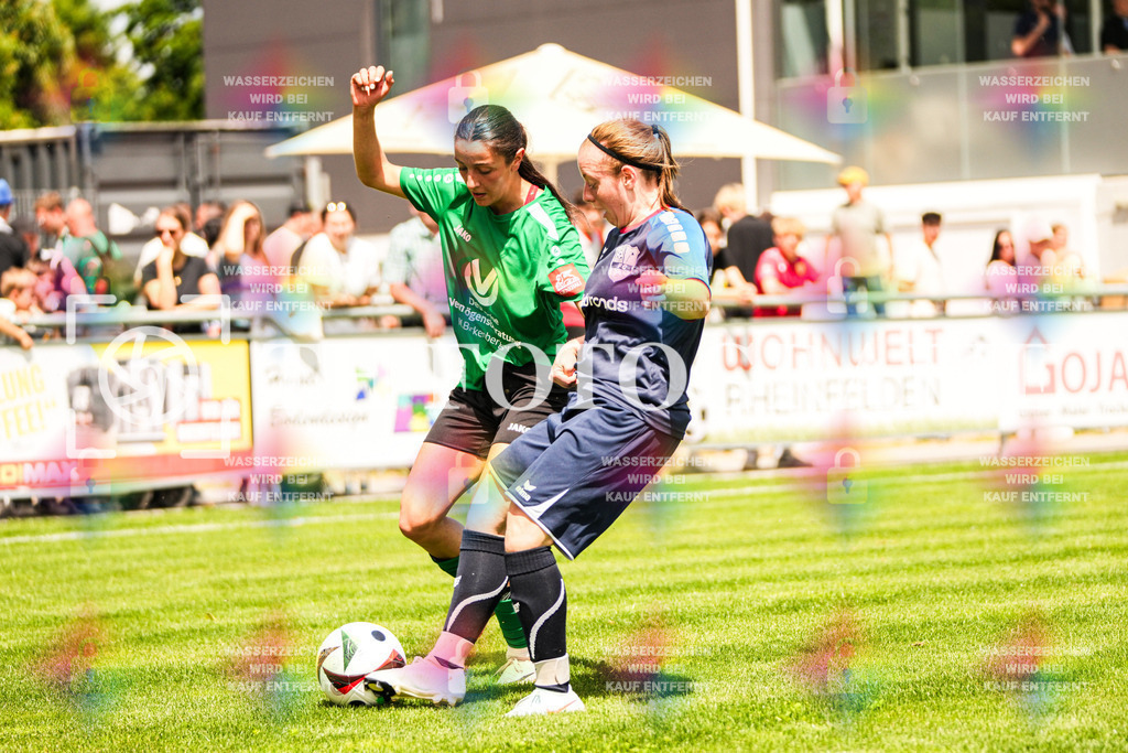 GER, FC Hauingen - SV Waldhaus, Frauen-Fussball, Rothaus Bezirkpokal, Finale, Saison 2024/2025, 29.05.2025 | GER, FC Hauingen - SV Waldhaus, Frauen-Fussball, Rothaus Bezirkpokal, Finale, Saison 2024/2025, 29.05.2025Foto: TH Fotografie/Alessio Bosco