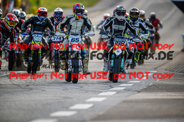 MaZZes_FotoMatrix_220618_9509 | S4