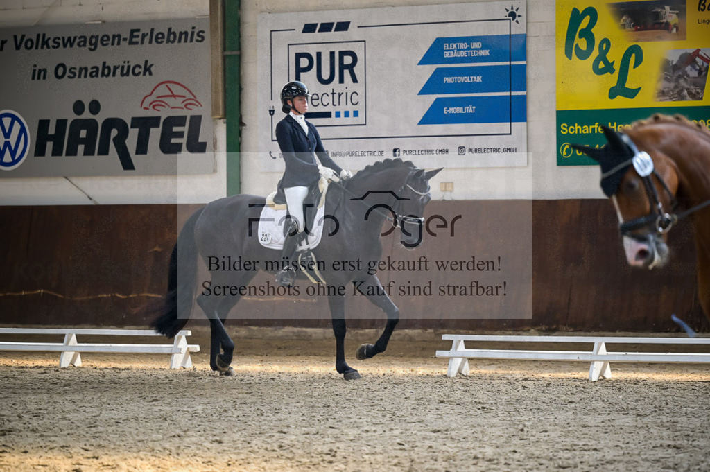 Reitturnier Voxtrup | Entdecke hochwertige Reitturnierfotos von Foto Oger. Professionell, emotional und authentisch – jetzt Lieblingsmomente im Shop bestellen.Deutschlandweite Turnierfotografie. - Realisiert mit Pictrs.com