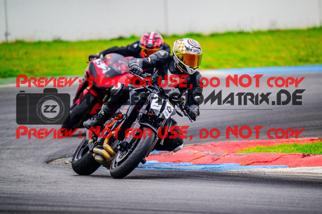 MaZZes_FotoMatrix_240614_6007705_4202 | GELB