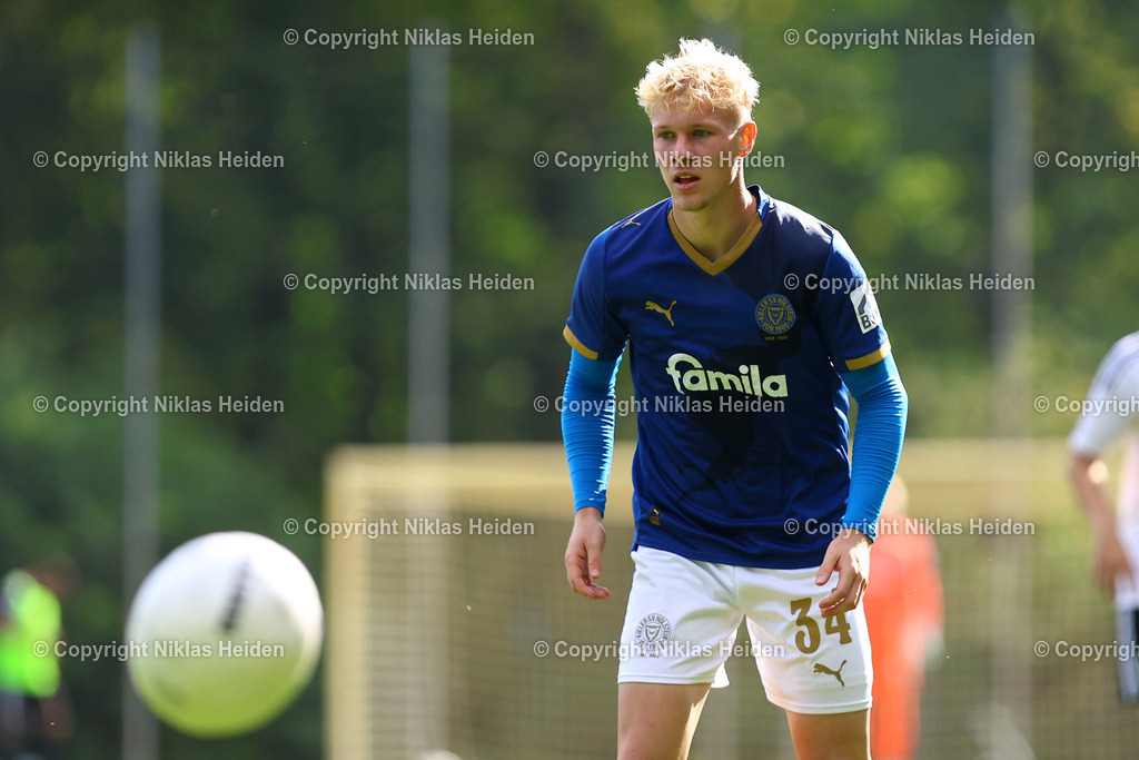 NH_HolsteinKielU23_KaltenkirchenerTS_FlensOberliga_14092025 | #34 Luca Prasse (Holstein Kiel U23)Fußball I Herren I Flens Oberliga I Saison 2025-2026  I 8. Spieltag I Holstein Kiel U23 - Kaltenkirchener TS I 14.09.2025 I Citti-Fußball-Park