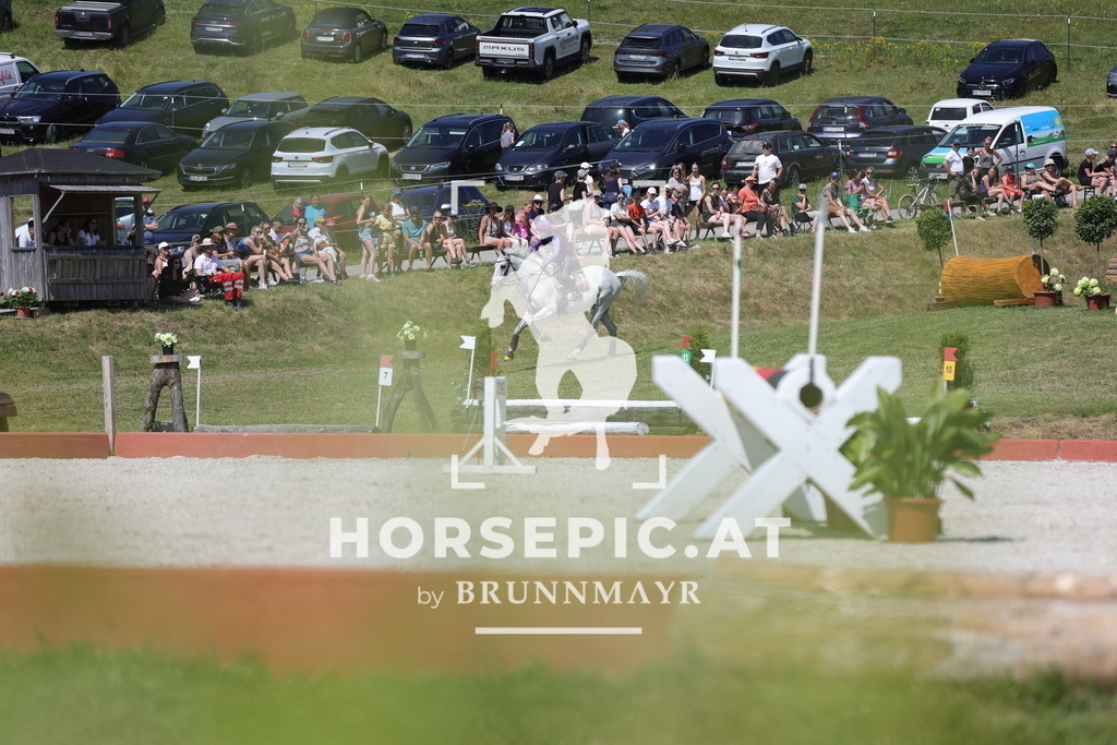 0P6A5676 | Willkommen bei Brunnmayr - Design & Fotografie – Ihrem Spezialisten für Reitturniere und Pferdeveranstaltungen in Oberösterreich, Salzburg und Bayern! Seit über 17 Jahren sind wir leidenschaftlich dabei.