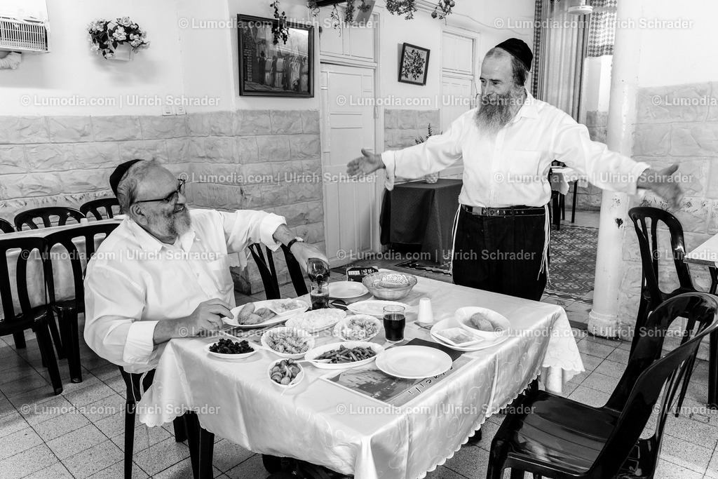 202510-163 | Stockfoto und Bilderpool mit Bildmaterial aus Deutschland, dem Harz, Halberstadt, Quedlinburg, Wernigerode und weltweit. Qualitativ hochwertige und professionelle Fotos anschauen und kaufen. - Realisiert mit Pictrs.com