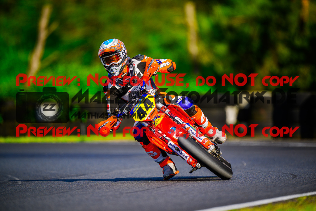 MaZZes_FotoMatrix_240510_6007705_7363 | S2