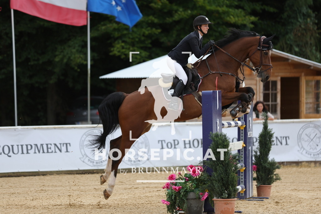0P6A9417 | Willkommen bei Brunnmayr - Design & Fotografie – Ihrem Spezialisten für Reitturniere und Pferdeveranstaltungen in Oberösterreich, Salzburg und Bayern! Seit über 17 Jahren sind wir leidenschaftlich dabei.