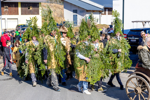 Bärentreiben in Steuerberg | Bildershop von pixelworld.at - Realisiert mit Pictrs.com