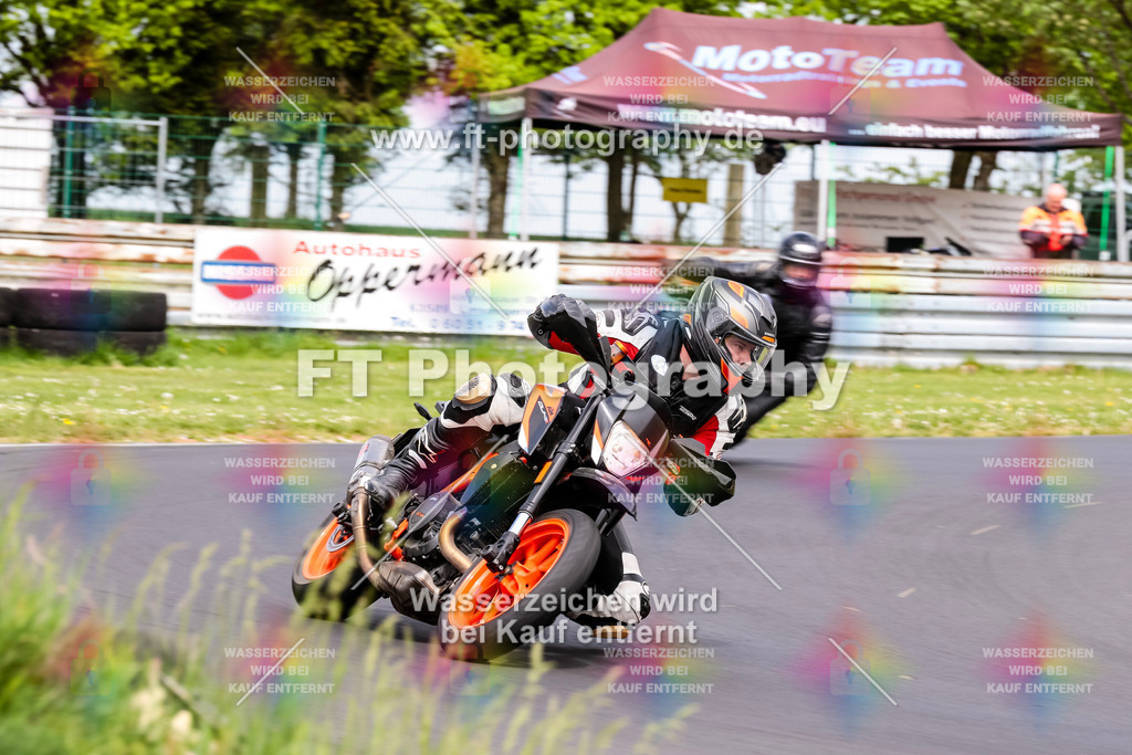 MotoTeamVBK-20801 | Hier findet Ihr Bilder von Touristenfahrten auf der Nürburgring Nordschleife oder von anderen Veranstaltungen die ich besucht habe. Viel Spass beim Durch Schauen 