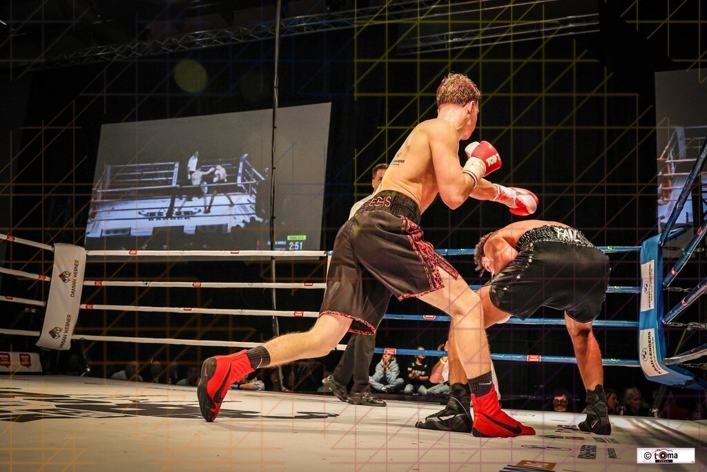 BoB 2026 Arnold vs. Faiz-70 | professionelle Sport- und Eventfotografie von Tomafocus – dynamische Bilder, emotionale Momente und hochwertige Aufnahmen für jeden Anlass. - Realisiert mit Pictrs.com