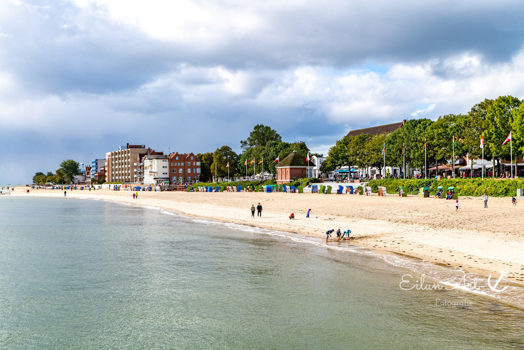 20240928-EAF_1154 | Eilun-Art-Fotografie Levke Martens, ihre Fotografin für Immobilien- und Landschaftsfotografie auf Föhr, Föhrer Motive als Poster, Leinwand, hinter Acrylglas oder stelle dir deinen eigenen Monatskalender zusammen, mit nur einem Klick