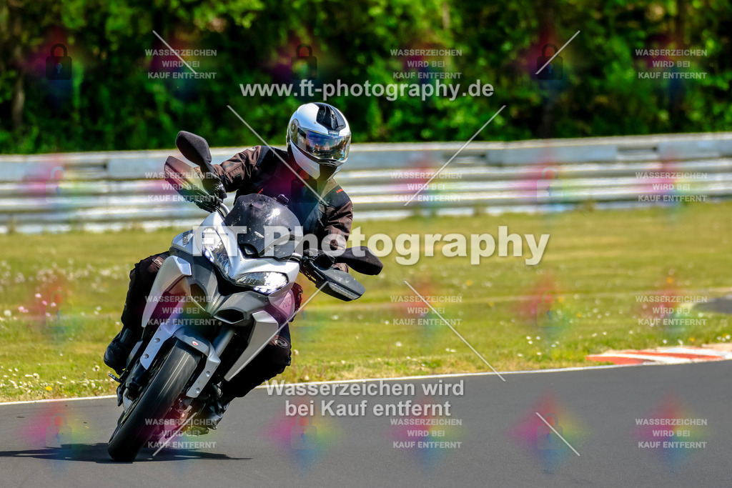 _OTO2045 | Hier findet Ihr Bilder von Touristenfahrten auf der Nürburgring Nordschleife oder von anderen Veranstaltungen die ich besucht habe. Viel Spass beim Durch Schauen 