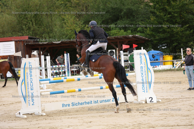 HG9A9592 | laurarinckfotografie - Realisiert mit Pictrs.com