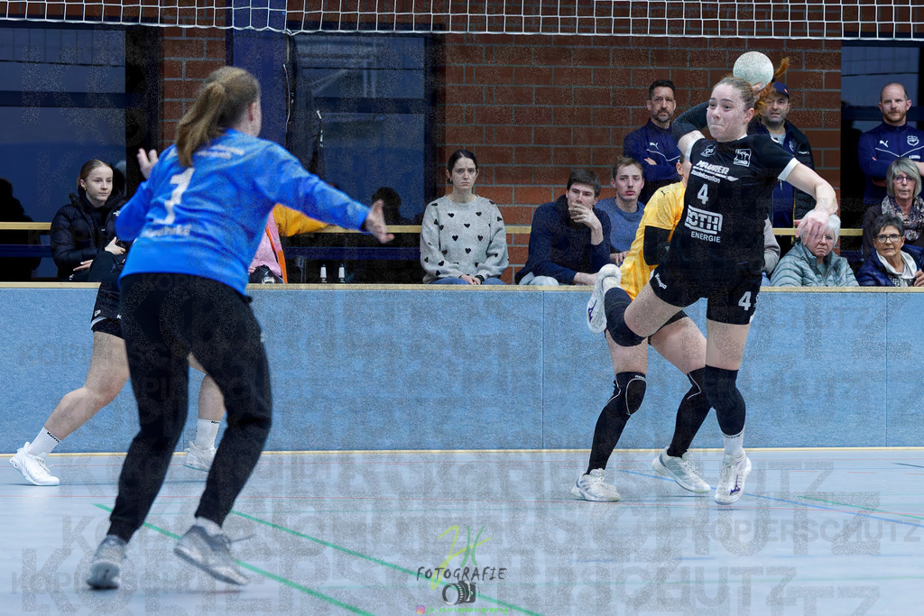 Handball Frauen Oberliga Mitte, HSG Eibelshausen/Ewersbach - HSG Lumdatal | Handball Frauen Oberliga Mitte, HSG Eibelshausen/Ewersbach - HSG Lumdatal am 21.02.2026 in Dietzhölztal-Steinbrücken (Sporthalle am Hammerweiher)Photo © 2026 - Jörg Heinrich - Realisiert mit Pictrs.com