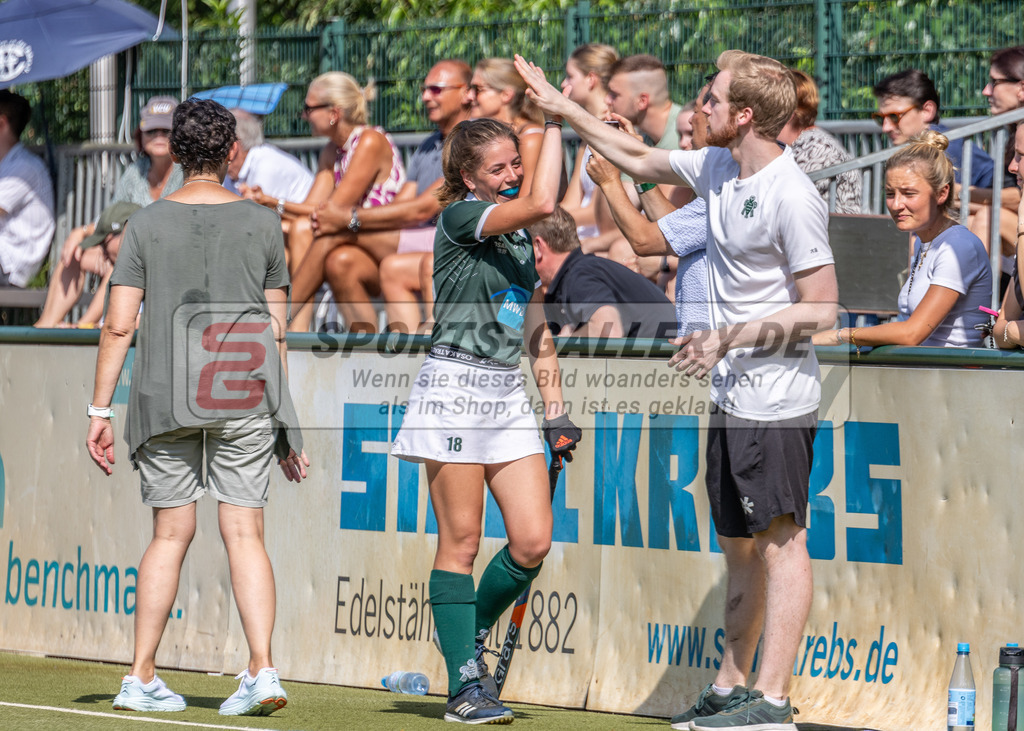 MJ_2023-09-10_F_CR-UHTC-35 | Carla Schrafen (Uhlenhorst Mülheim #18), Club Raffelberg - Uhlenhorst Mülheim am 10.9.2023 in der Sportanlage Club Raffelberg, Duisburg
