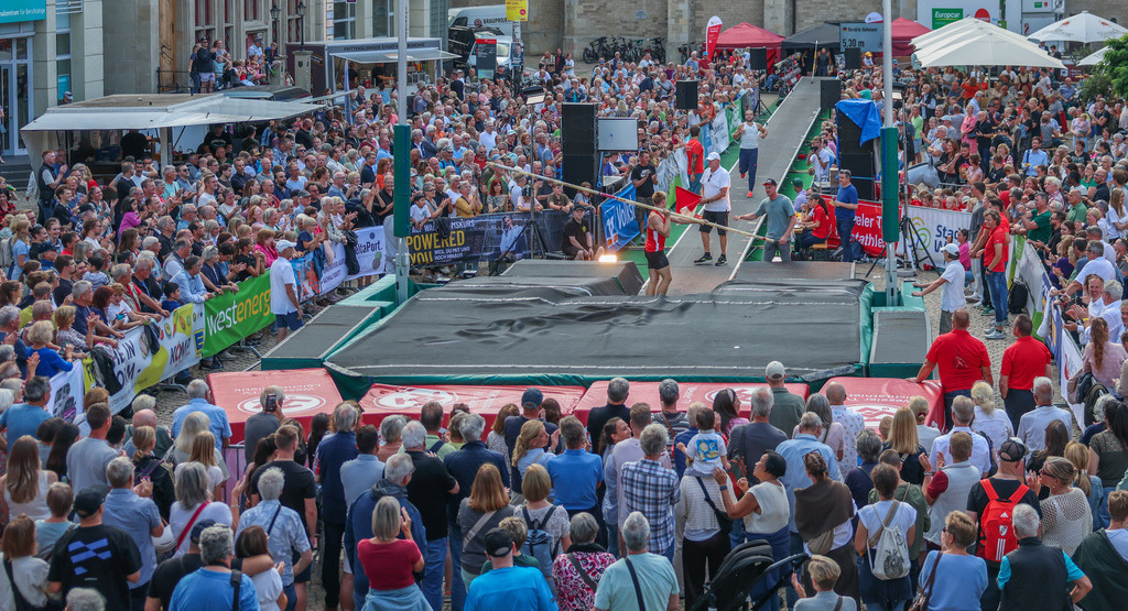 top-top.de-250828-191 | Foto, Video, Fotografie, Videografie, Fotobox, DJ, Discjockey, Musik, Musikbox, Veranstaltung, Photobooth, Amazon, Ebay, Buchtipp, Bestseller, Autor, Verlag, Buch, Wesel, Hamminkeln, NRW, Dinslaken, Rees, Drohne, Hochzeit, Party, Fotobox, Wesel, Fotograf