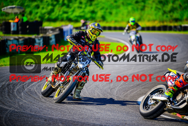 MaZZes_FotoMatrix_240512_6021986_0709 | UE40