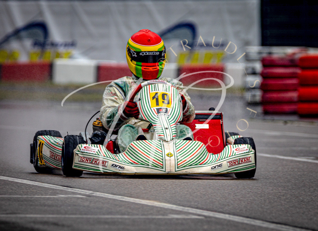 65a012f6a7a746c4abef87b205f86f94 | traudl_s_fotos