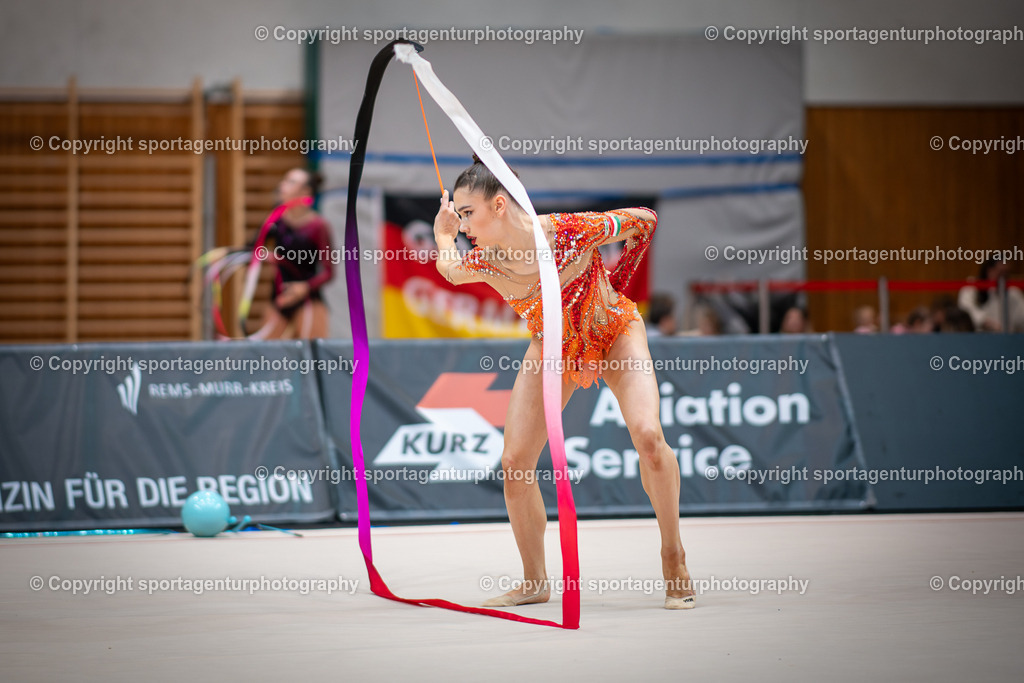 85B_7654 | HUN Elena Vukmir Gymnastik International 2026 in der Sporthalle Schmiden in Fellbach (Deutschland).Foto: Klaus Gruber / sportagenturphotography - Realisiert mit Pictrs.com