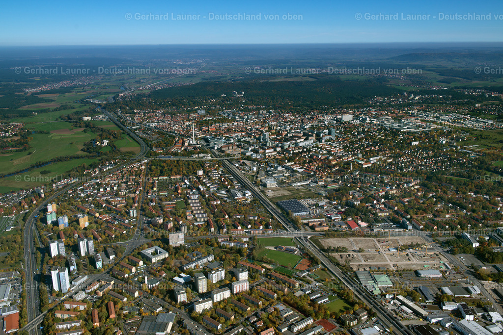 3704535 | Erlangen BRUCK 15.10.2017 Stadtzentrum im Innenstadtbereich  in Bruck im Bundesland Bayern, Deutschland // The city center in the downtown area  in Bruck in the state Bavaria, Germany Foto: Gerhard Launer