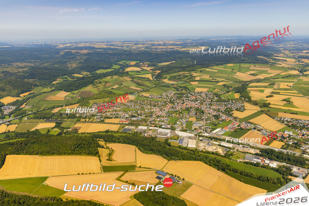 Luftaufnahme Scherfede Warburg - Die Luftaufnahme wurde 2025 vom UL-Flugzeug heraus erstellt ( ohne Drohne ) - Hochauflösende Luftaufnahme - für professionelle Ausdrucke geeignet. Die Geschenkidee !Mit Lizenz und Bildrechte bestellbar