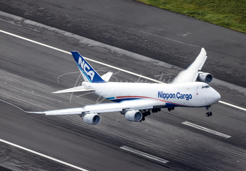 2N8A5465 | Buy high-quality aviation and travel photography prints by professional photographer Timo Breidenstein. Authentic images, professionally printed, worldwide shipping. - Realisiert mit Pictrs.com