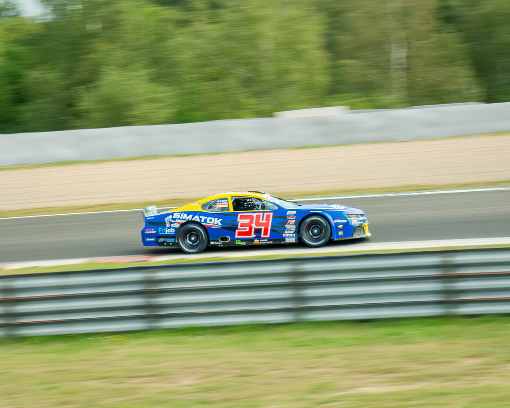 _DSC4909-Enhanced-NR | Exklusive Motorsport-Fotografie aus Leipzig von TXO Media – für Rennfahrer, Teams & Sponsoren. Sausemuth liefert starke Bilder, die Emotion zeigen. Jetzt buchen & glänzen! - Realisiert mit Pictrs.com