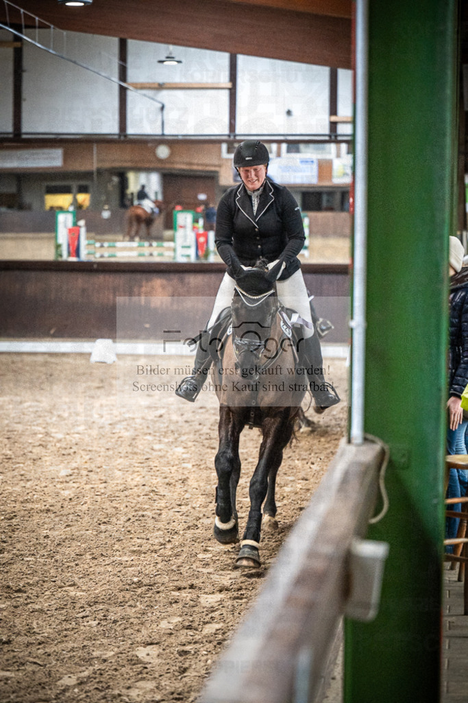 DOS_0054 | Entdecke hochwertige Reitturnierfotos von Foto Oger. Professionell, emotional und authentisch – jetzt Lieblingsmomente im Shop bestellen.Deutschlandweite Turnierfotografie. - Realisiert mit Pictrs.com