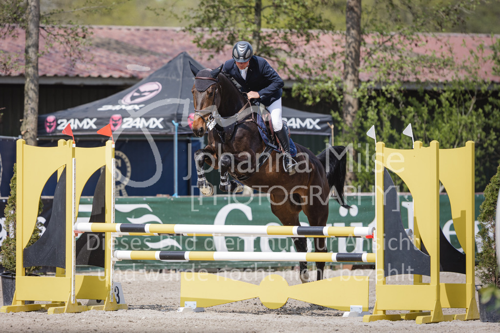 220426_Mühlen_SprPfA2-244 | Late Entry Mühlen
26.04.2022
02 Springpferde-A** 4-6j