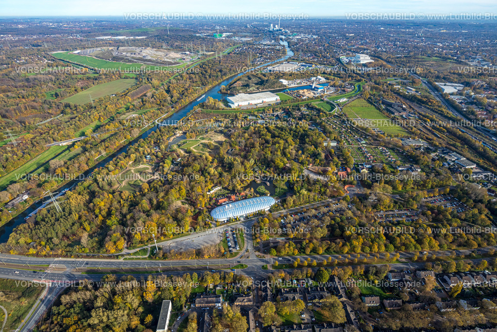 Gelsenkirchen221101756suedlich | Luftbild, ZOOM Erlebniswelt Zoo, Eventlocation Ryokan, zigarrenförmige Halle mit Tropenparadies, Hafen Grimberg, Rhein-Herne-Kanal, Herbstwald, Bismarck, Gelsenkirchen, Ruhrgebiet, Nordrhein-Westfalen, Deutschland